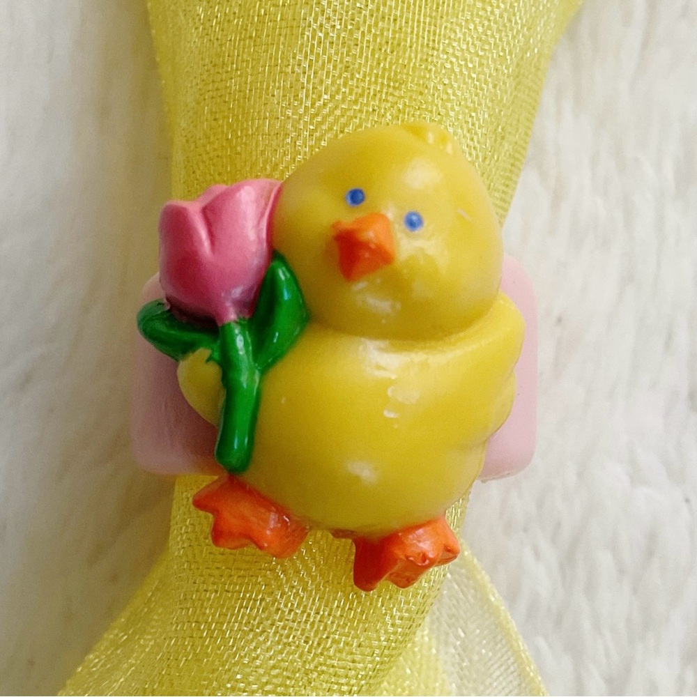 Vintage Russ Chick Ring Plastic Easter Novelty Pink Band